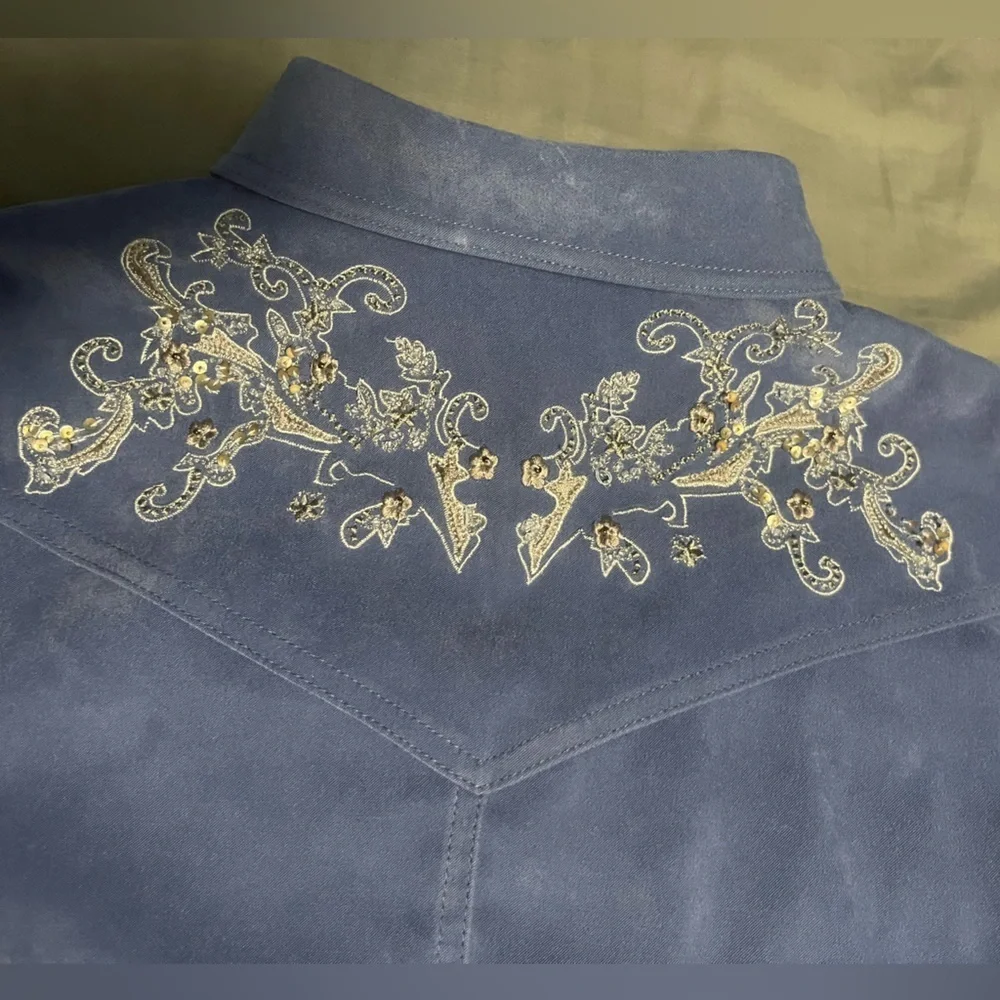 Susan Graver Size Medium Button Down - Picture 7 of 7